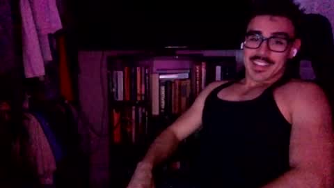 Snapshot of luvrboy77 chatting on August 2, 4:11 am luvrboy77 online show from August 2, 4:11 am