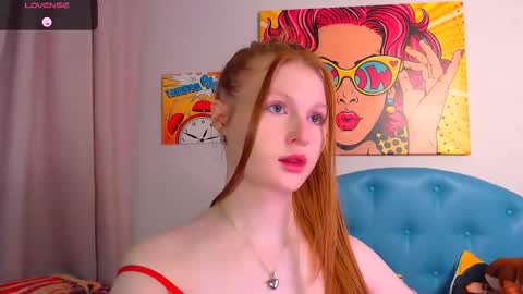 Snapshot of lux_angel chatting on October 1, 12:05 am lux_angel online show from October 1, 12:05 am