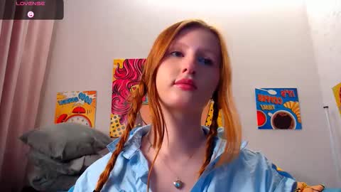 lux_angel online show from October 29, 11:50 pm