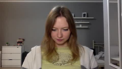 Millie online show from October 20, 8:53 pm