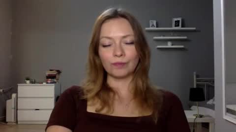 Millie online show from October 26, 10:15 pm