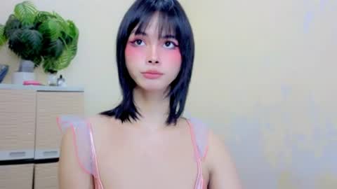 luxe_brat online show from August 1, 4:45 am