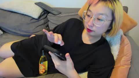 Snapshot of luxgray chatting on January 1, 1:04 am LuxGray online show from January 1, 1:04 am