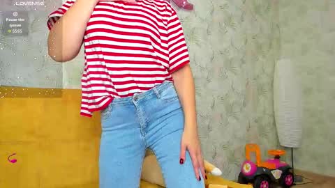 Lucie online show from November 17, 2:12 pm