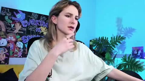 Ray online show from February 17, 9:19 pm