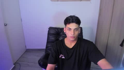 luxrx online show from May 28, 8:17 pm