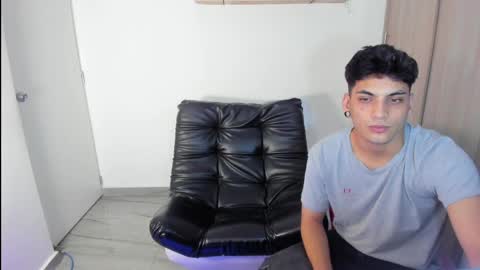 luxrx online show from May 29, 5:33 pm