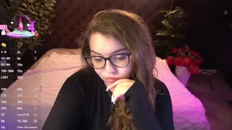 luxsopphia_ online show from June 26, 12:53 pm