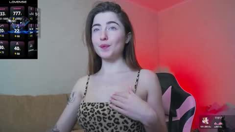 Snapshot of luxuryalma18 chatting on February 4, 12:00 pm Alma online show from February 4, 12:00 pm