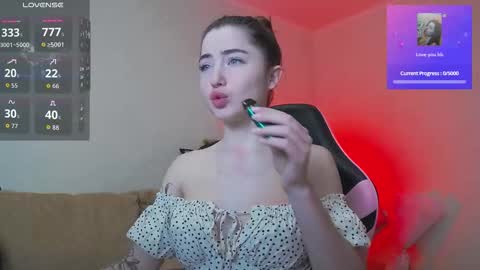 Snapshot of luxuryalma18 chatting on February 16, 10:33 am Alma online show from February 16, 10:33 am