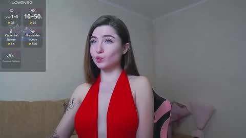 Snapshot of luxuryalma18 chatting on February 20, 6:26 am Alma online show from February 20, 6:26 am