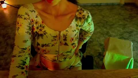 Liss online show from March 2, 1:19 am