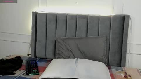 Tommy and Polly online show from October 12, 8:19 pm