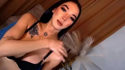 luxy online show from December 12, 5:20 am