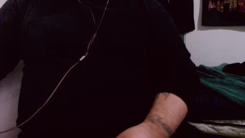 ayoo online show from December 8, 10:30 am