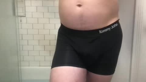 lvguynextdoor440656 online show from November 8, 2:23 am