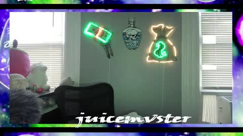 Snapshot of lxrdhxkvgemvsterjuice chatting on October 16, 1:34 pm lxrdhxkvgemvsterjuice online show from October 16, 1:34 pm