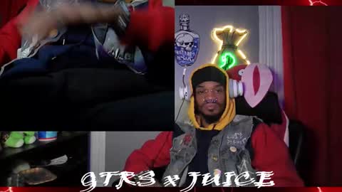 Snapshot of lxrdhxkvgemvsterjuice chatting on December 4, 5:50 am lxrdhxkvgemvsterjuice online show from December 4, 5:50 am