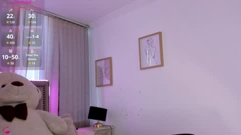 lya_brown online show from May 27, 12:02 pm