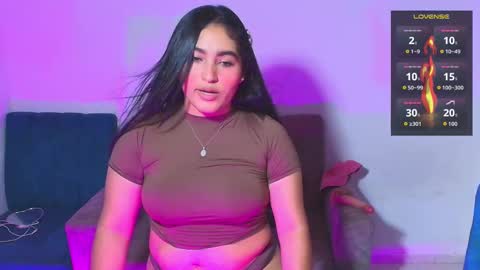 LYA DUBOIS  online show from March 21, 9:29 pm