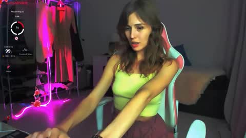 lya online show from October 5, 5:33 pm