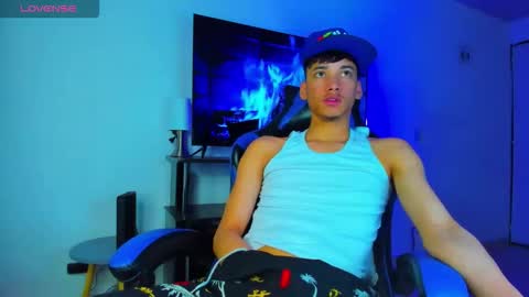 Lyam online show from March 25, 4:29 am