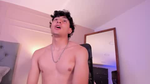 Snapshot of lyan_master_ chatting on September 10, 7:14 pm Lyan online show from September 10, 7:14 pm