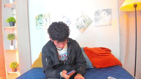 Lyan online show from January 18, 1:31 am