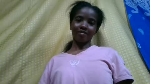 Snapshot of lydie856696 chatting on July 2, 3:40 pm lydie856696 online show from July 2, 3:40 pm