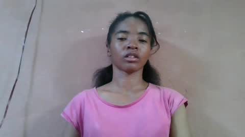 Snapshot of lydie856696 chatting on July 7, 7:29 pm lydie856696 online show from July 7, 7:29 pm