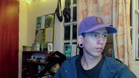 Snapshot of lydlos_frosk chatting on December 2, 8:52 am Lydlos frosk online show from December 2, 8:52 am