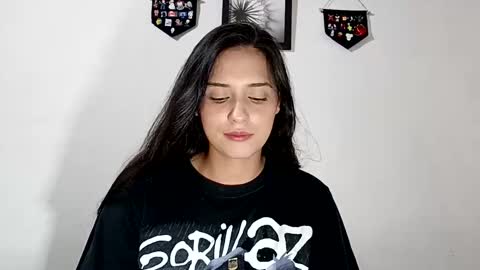 Snapshot of lyla205 chatting on February 20, 3:56 am lyla online show from February 20, 3:56 am