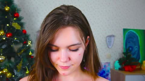 Snapshot of lyle_art chatting on December 28, 9:31 am hi im Lyle online show from December 28, 9:31 am