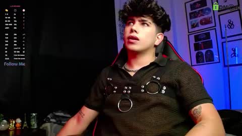 Lyle Bennett Freelance Model online show from November 23, 9:42 am