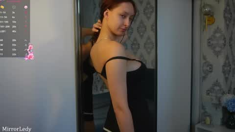 Snapshot of lylianrosse chatting on May 15, 7:15 am Lylian online show from May 15, 7:15 am