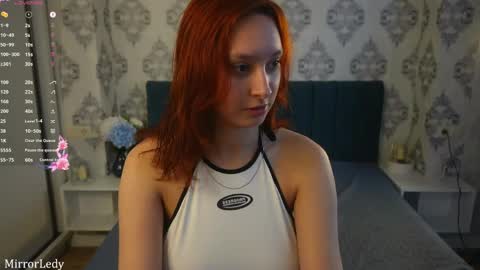 Snapshot of lylianrosse chatting on May 16, 7:27 am Lylian online show from May 16, 7:27 am