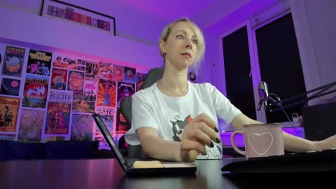 Lylith Skye NO NUDE model online show from January 9, 8:24 am