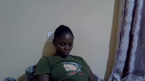 lyn_anna online show from October 28, 8:51 am