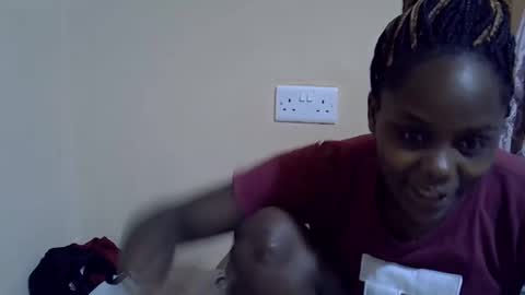 lyn_anna online show from November 14, 12:15 pm