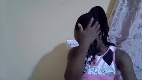 lyn_anna online show from December 2, 7:14 am