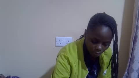 Snapshot of lyn_anna chatting on December 22, 9:50 am lyn_anna online show from December 22, 9:50 am