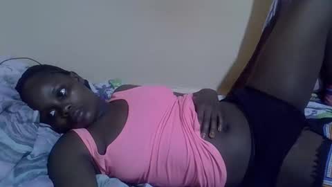 Snapshot of lyn_anna chatting on January 9, 5:10 am lyn_anna online show from January 9, 5:10 am