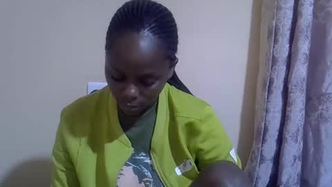 Snapshot of lyn_anna chatting on January 16, 8:51 am lyn_anna online show from January 16, 8:51 am