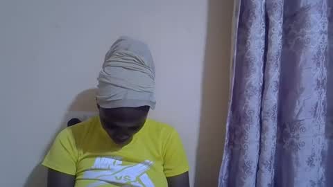 Snapshot of lyn_anna chatting on February 3, 3:26 am lyn_anna online show from February 3, 3:26 am