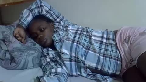 Snapshot of lyn_anna chatting on February 7, 5:38 pm lyn_anna online show from February 7, 5:38 pm