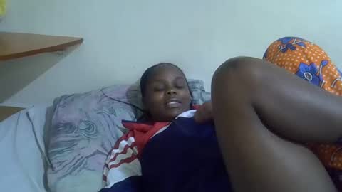 Snapshot of lyn_anna chatting on February 14, 9:11 pm lyn_anna online show from February 14, 9:11 pm