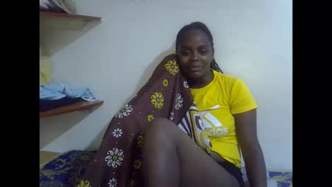 Snapshot of lyn_anna chatting on February 22, 12:47 pm lyn_anna online show from February 22, 12:47 pm