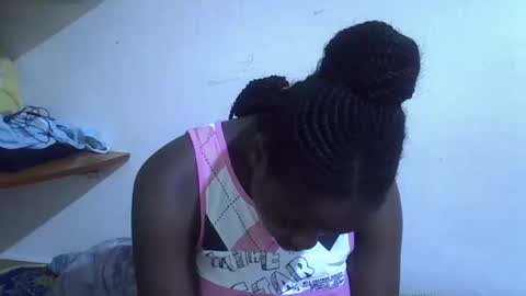 Snapshot of lyn_anna chatting on February 25, 11:36 pm lyn_anna online show from February 25, 11:36 pm