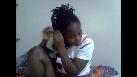 Snapshot of lyn_anna chatting on February 28, 8:21 pm lyn_anna online show from February 28, 8:21 pm