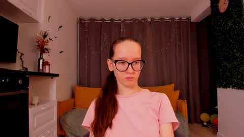 Sara online show from January 27, 4:22 pm